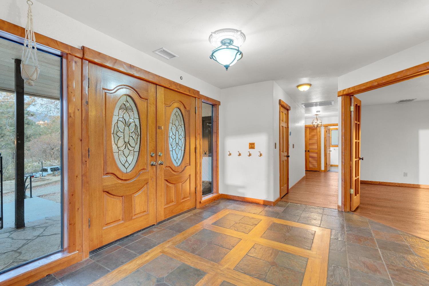 28548 Hitching Post Rd, Tollhouse, CA 93667