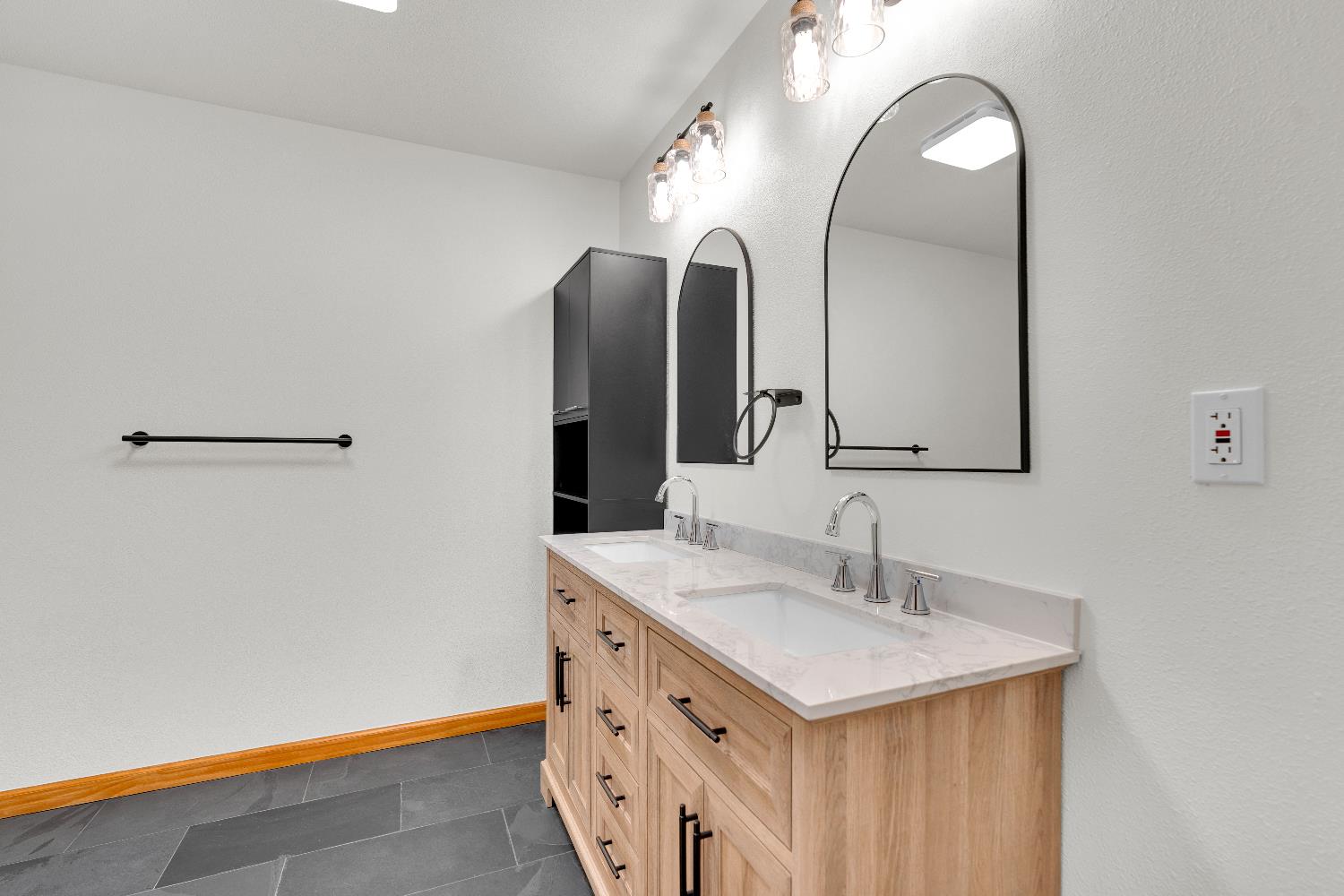 28548 Hitching Post Rd, Tollhouse, CA 93667