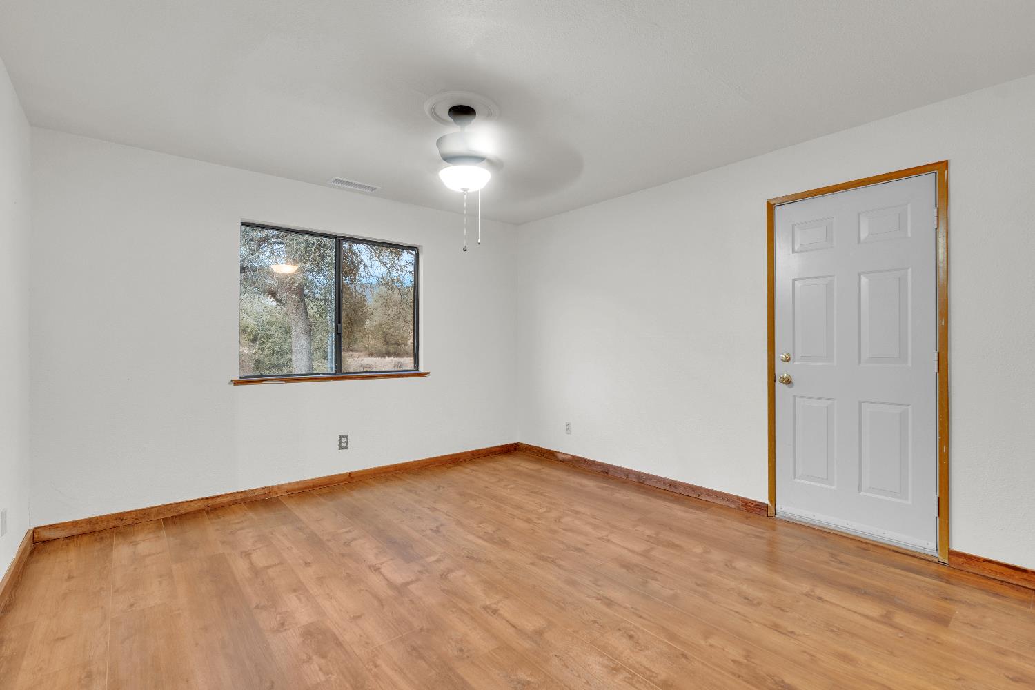 28548 Hitching Post Rd, Tollhouse, CA 93667