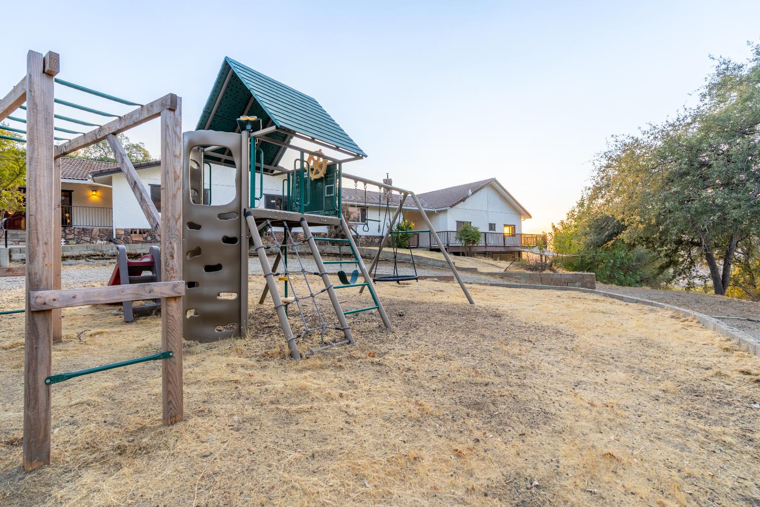 28548 Hitching Post Rd, Tollhouse, CA 93667