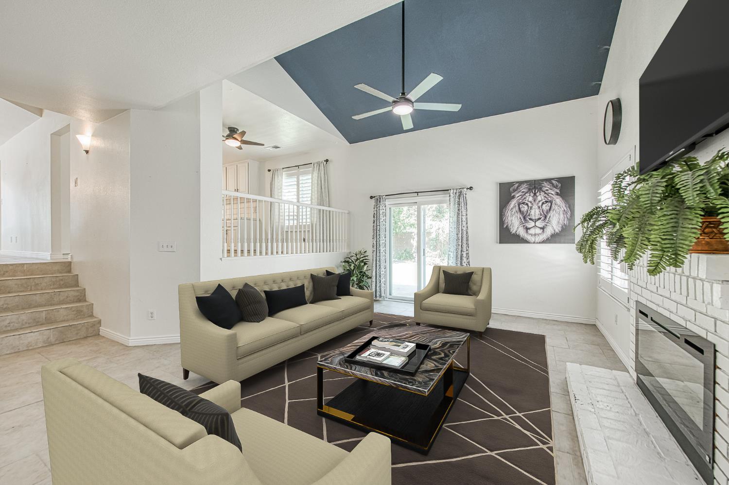 1323 Oak Ave, Clovis, CA 93611