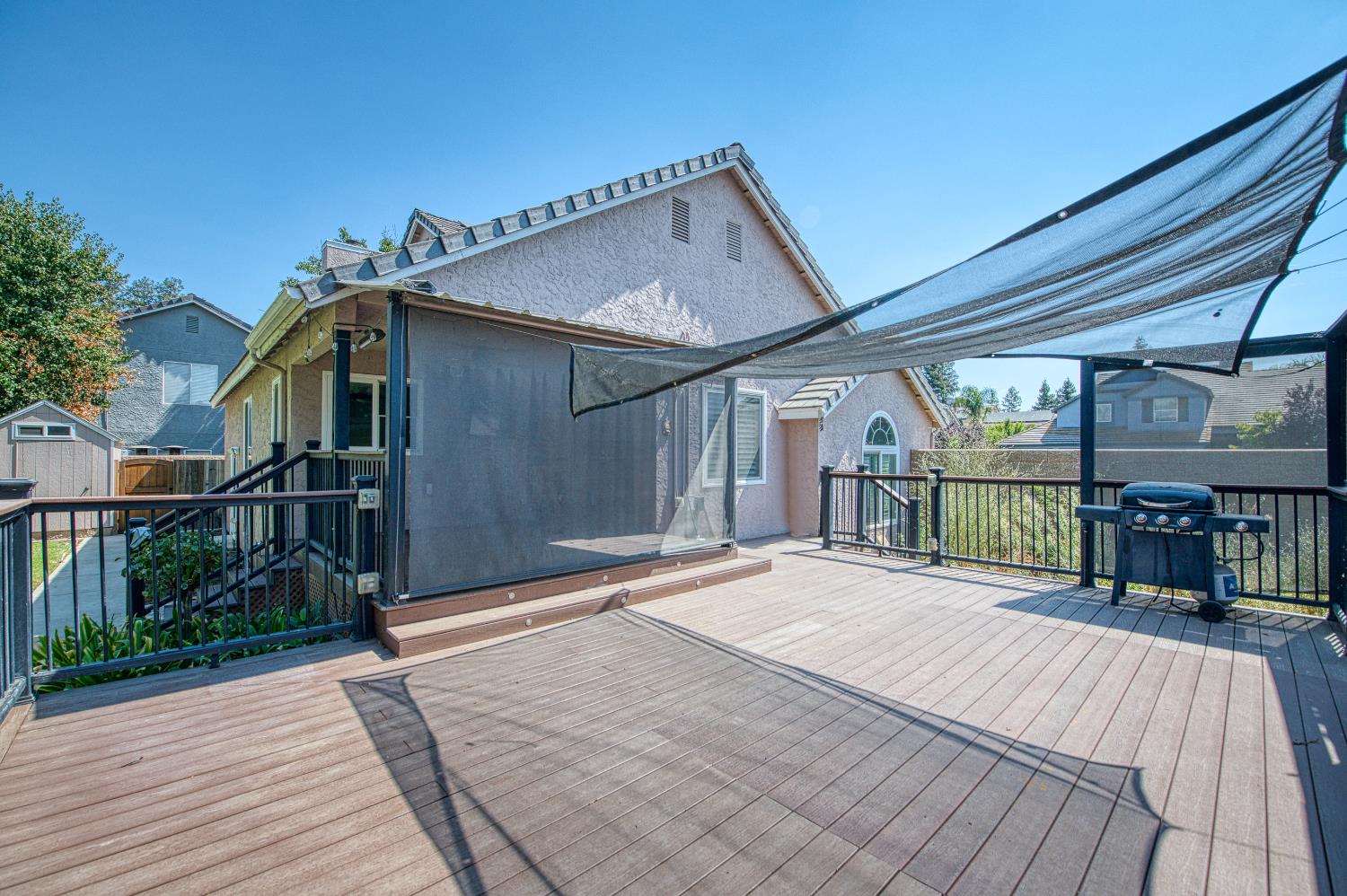 1323 Oak Ave, Clovis, CA 93611