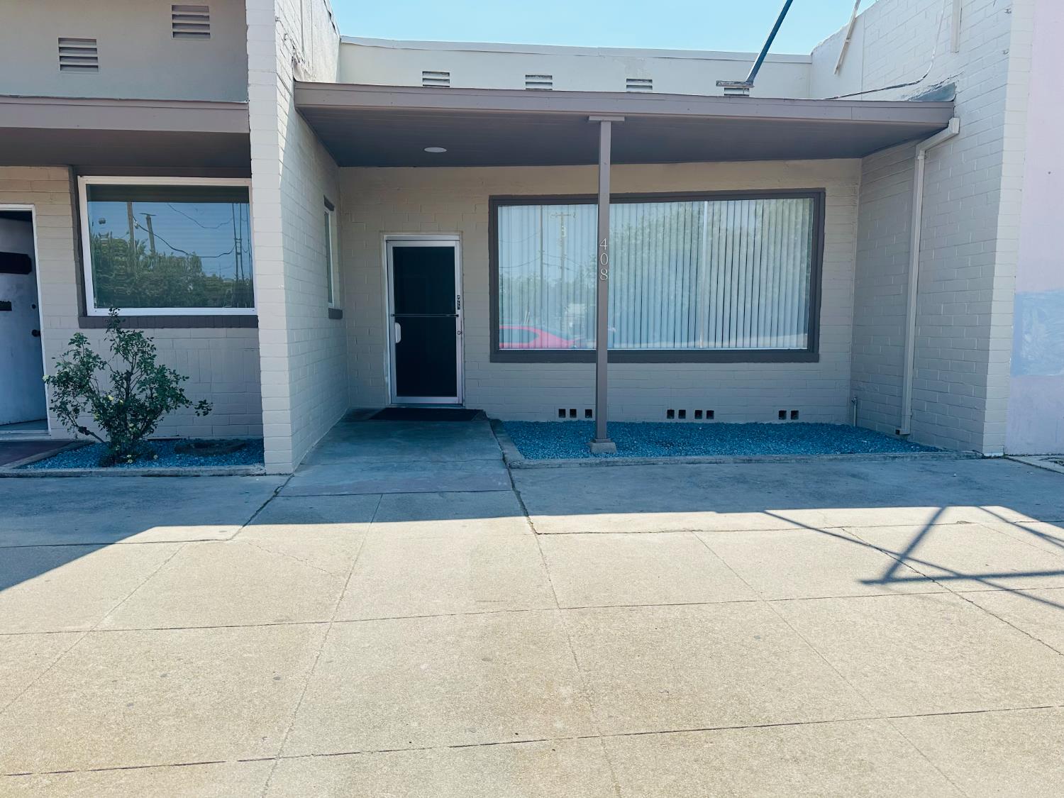 408 E Yosemite Ave, Madera, CA 93638