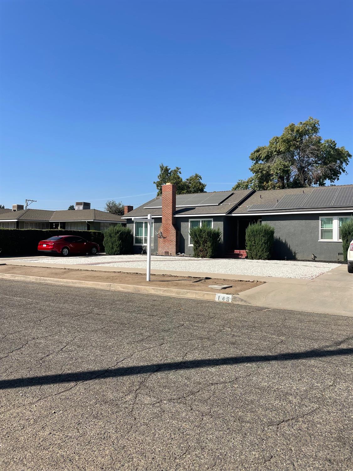 149 S Salida Pl, Tulare, CA 93274