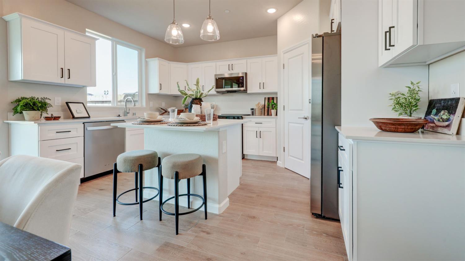 7102 W Ashcroft Ave, Fresno, CA 93723