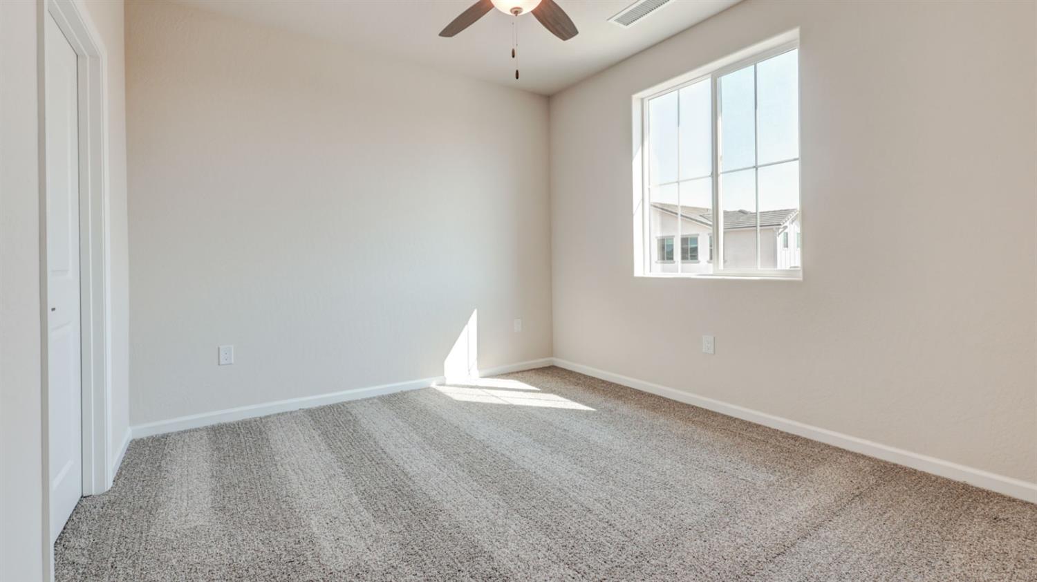 7102 W Ashcroft Ave, Fresno, CA 93723