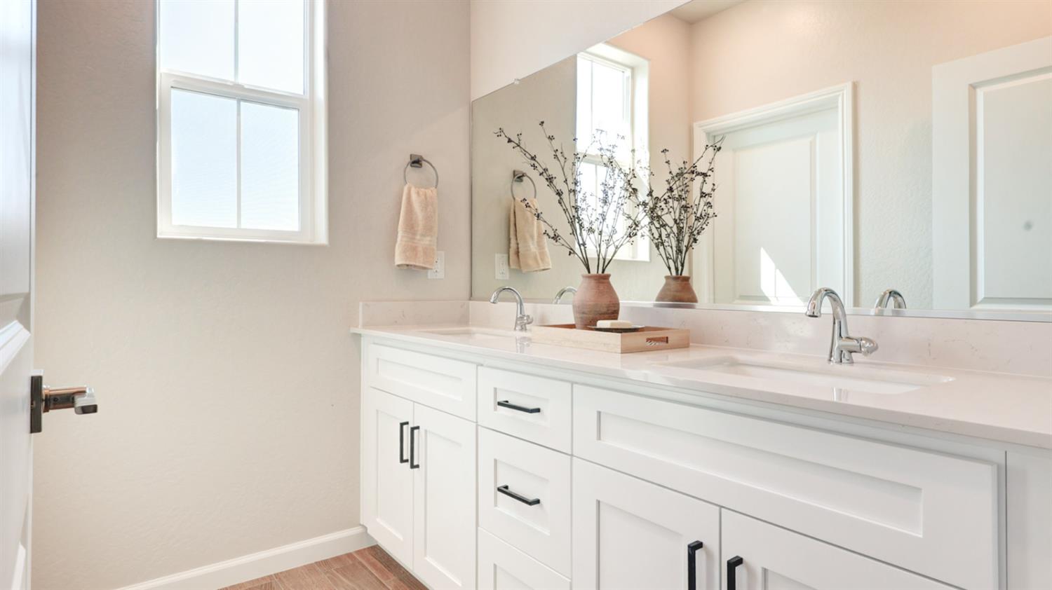 7102 W Ashcroft Ave, Fresno, CA 93723