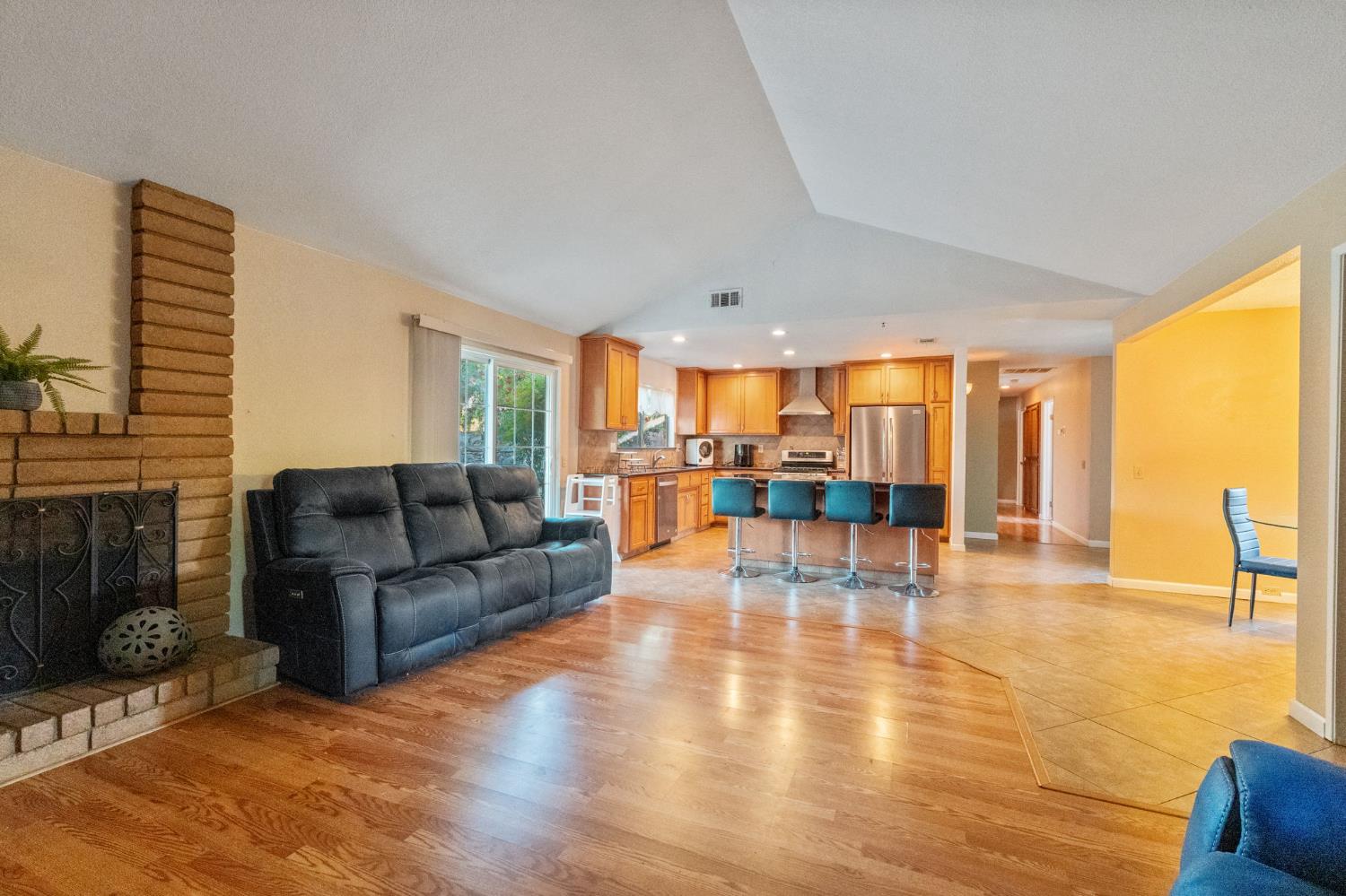 27376 San Bruno Ave, Madera, CA 93637