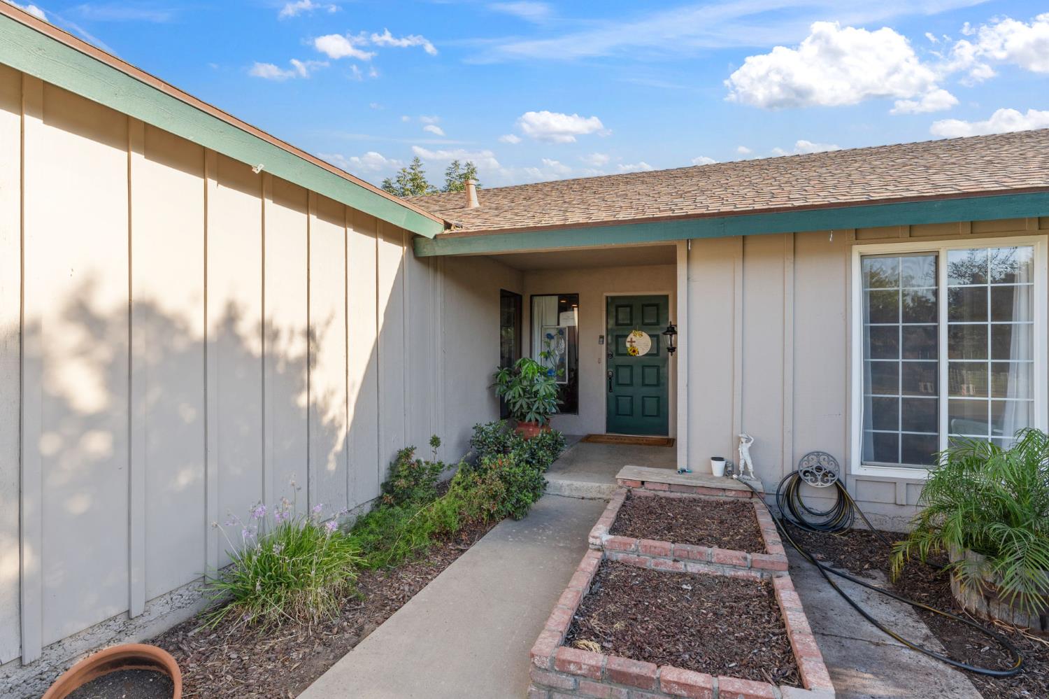 27376 San Bruno Ave, Madera, CA 93637