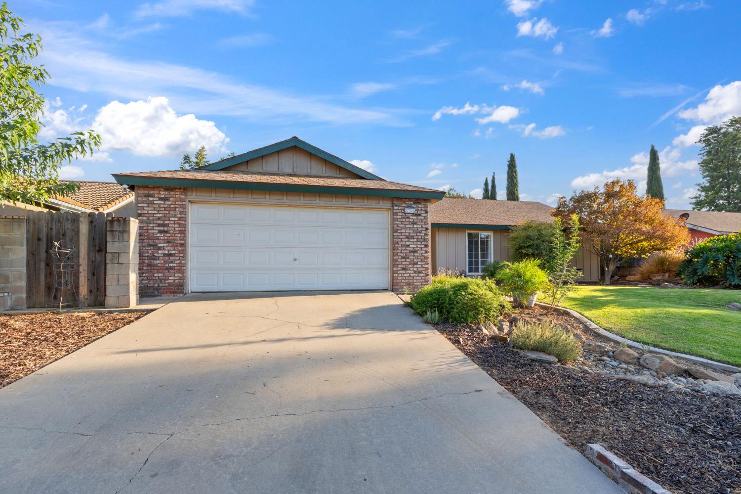 27376 San Bruno Ave, Madera, CA 93637