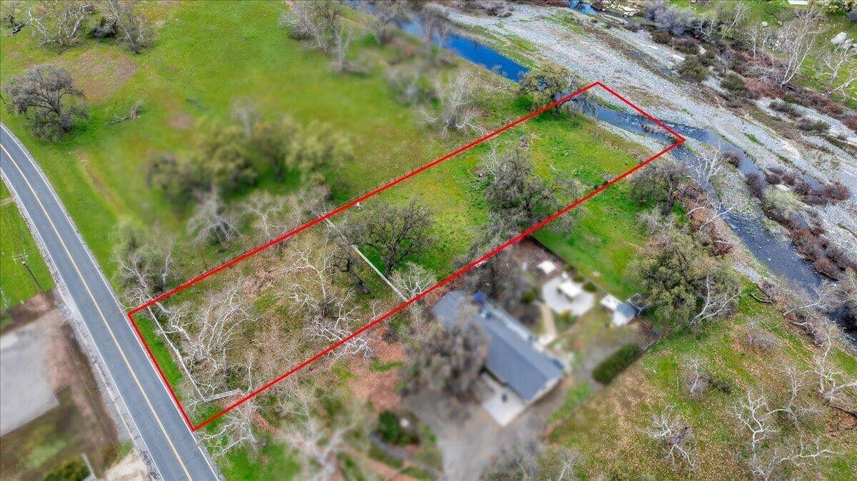 6102 Elwood, Sanger, CA 93657