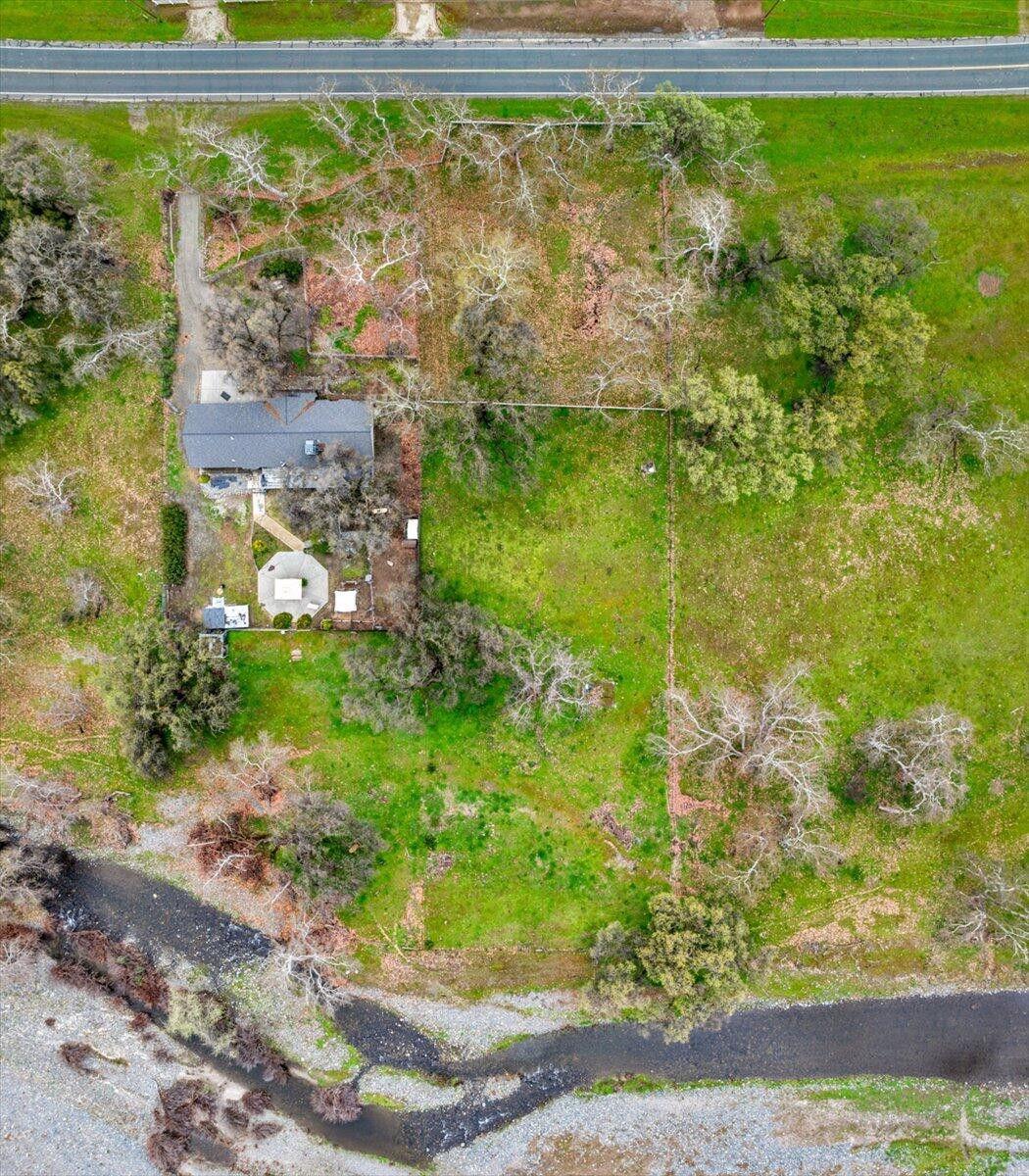 6102 Elwood, Sanger, CA 93657