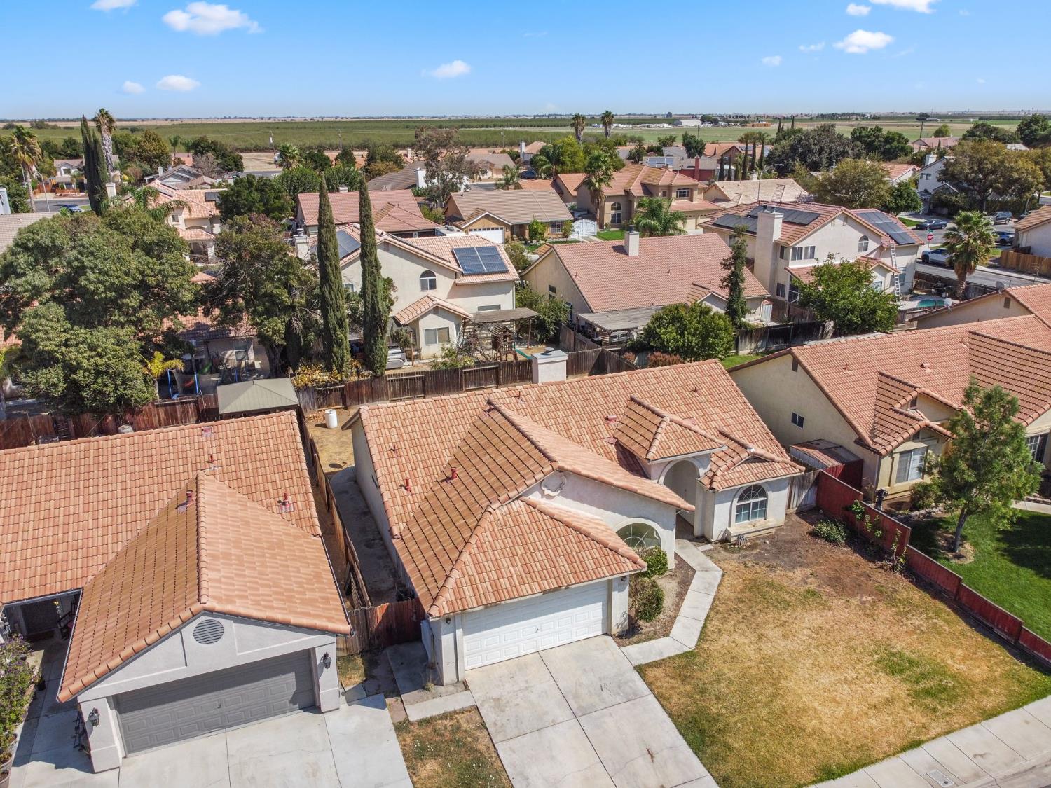 2066 Hastings Dr, Los Banos, CA 93635