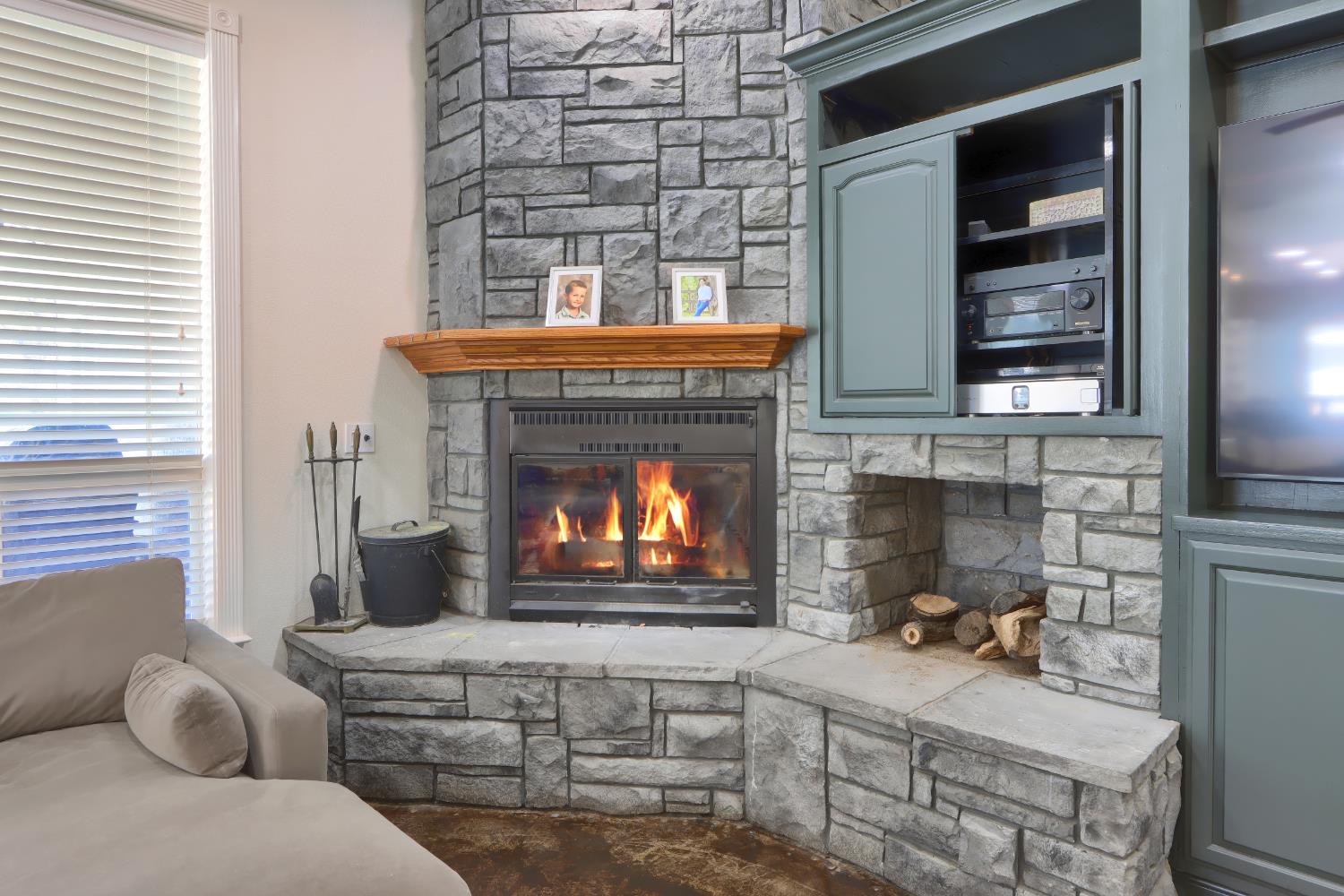 41345 Singing Hills Cir, Ahwahnee, CA 93601