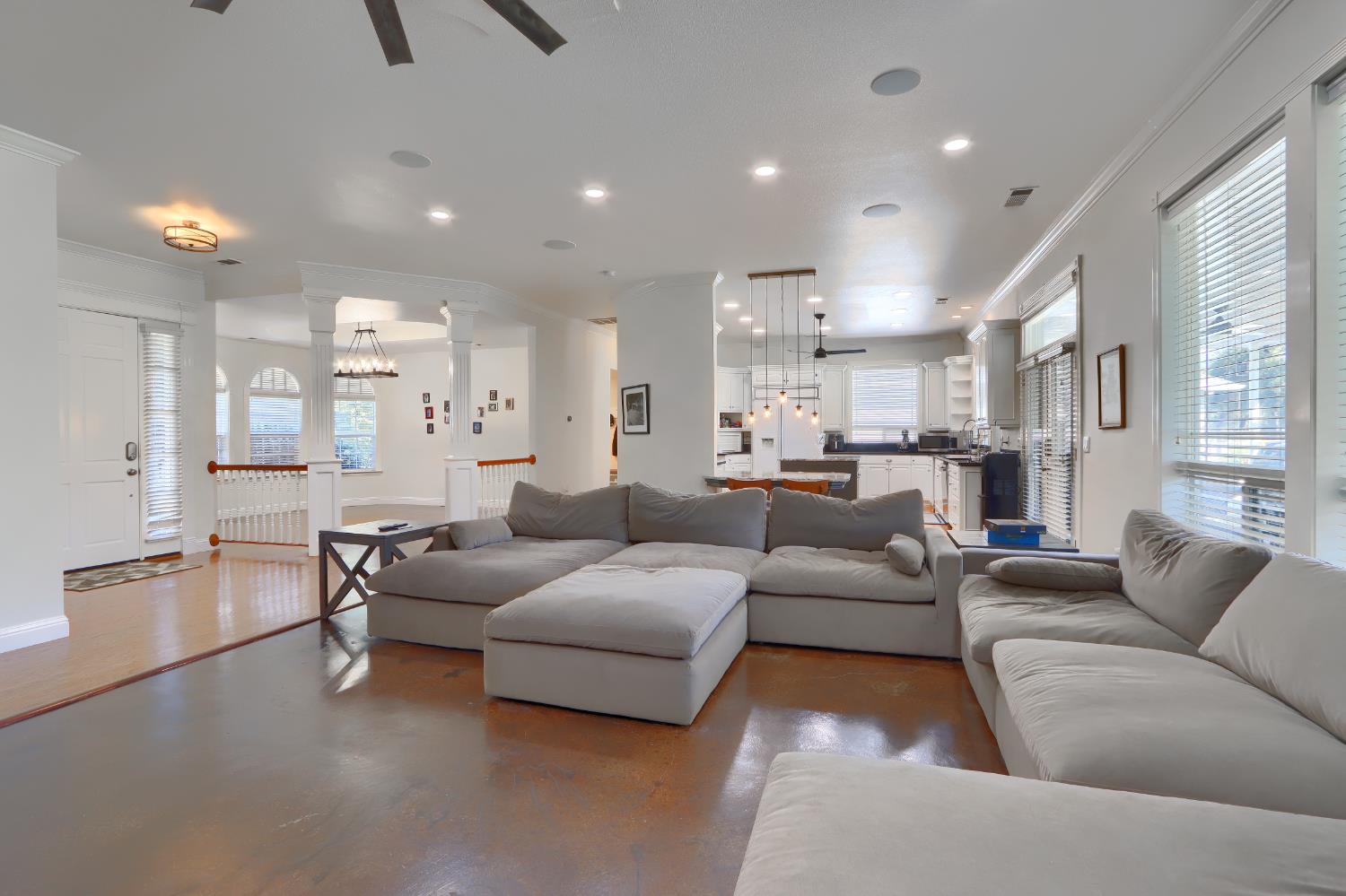41345 Singing Hills Cir, Ahwahnee, CA 93601