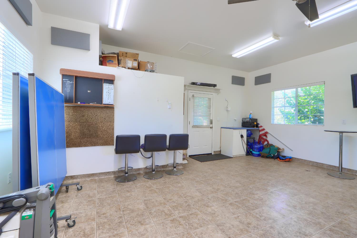 41345 Singing Hills Cir, Ahwahnee, CA 93601