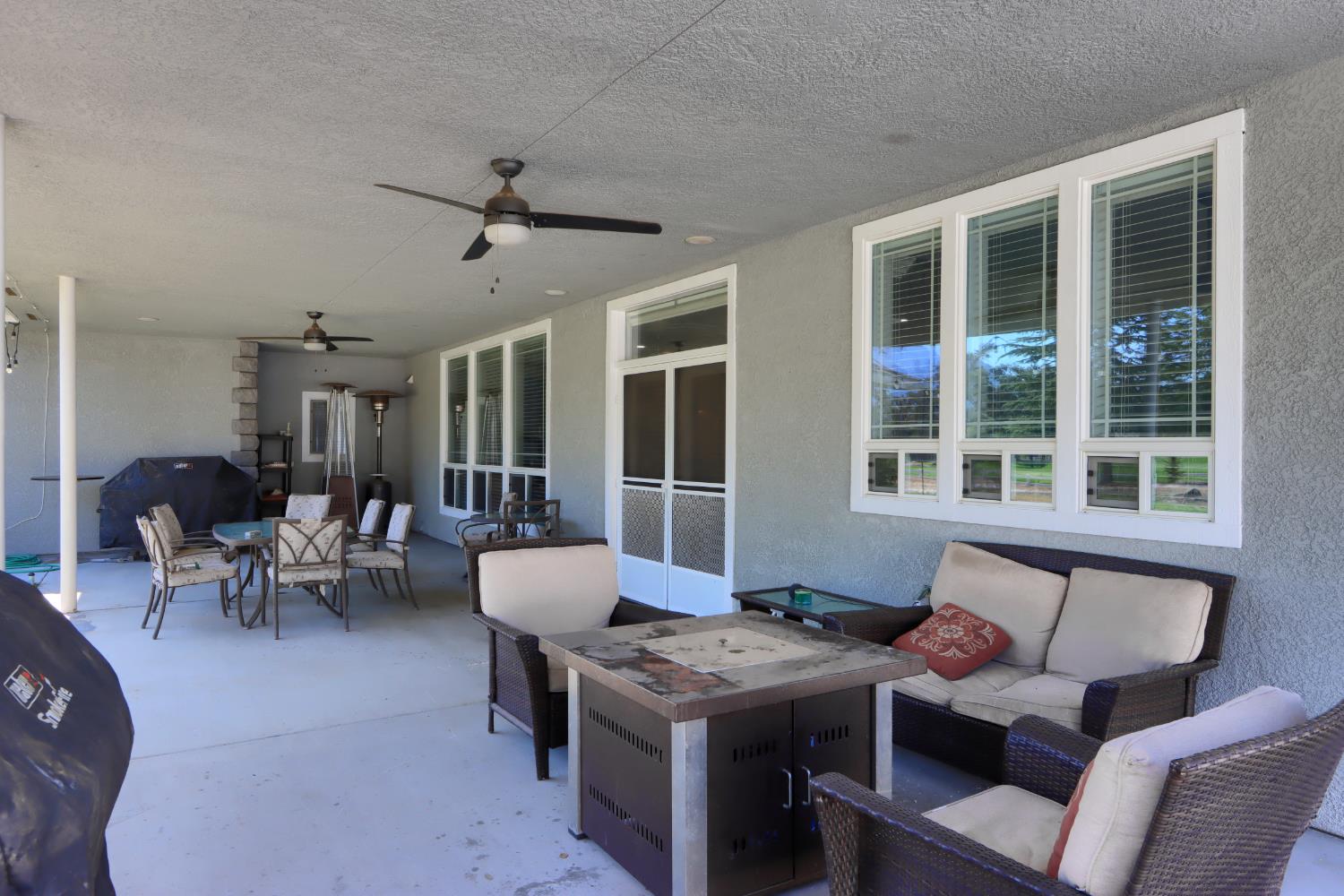 41345 Singing Hills Cir, Ahwahnee, CA 93601