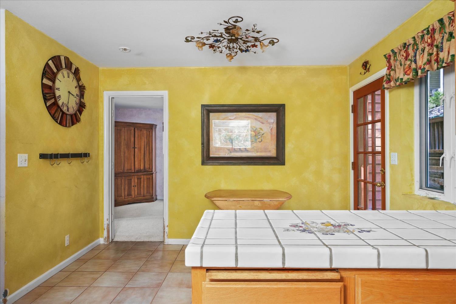 7244 Yosemite Park Way, Yosemite West, CA 95389