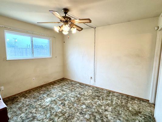 9028 Donna St, San Joaquin, CA 93660