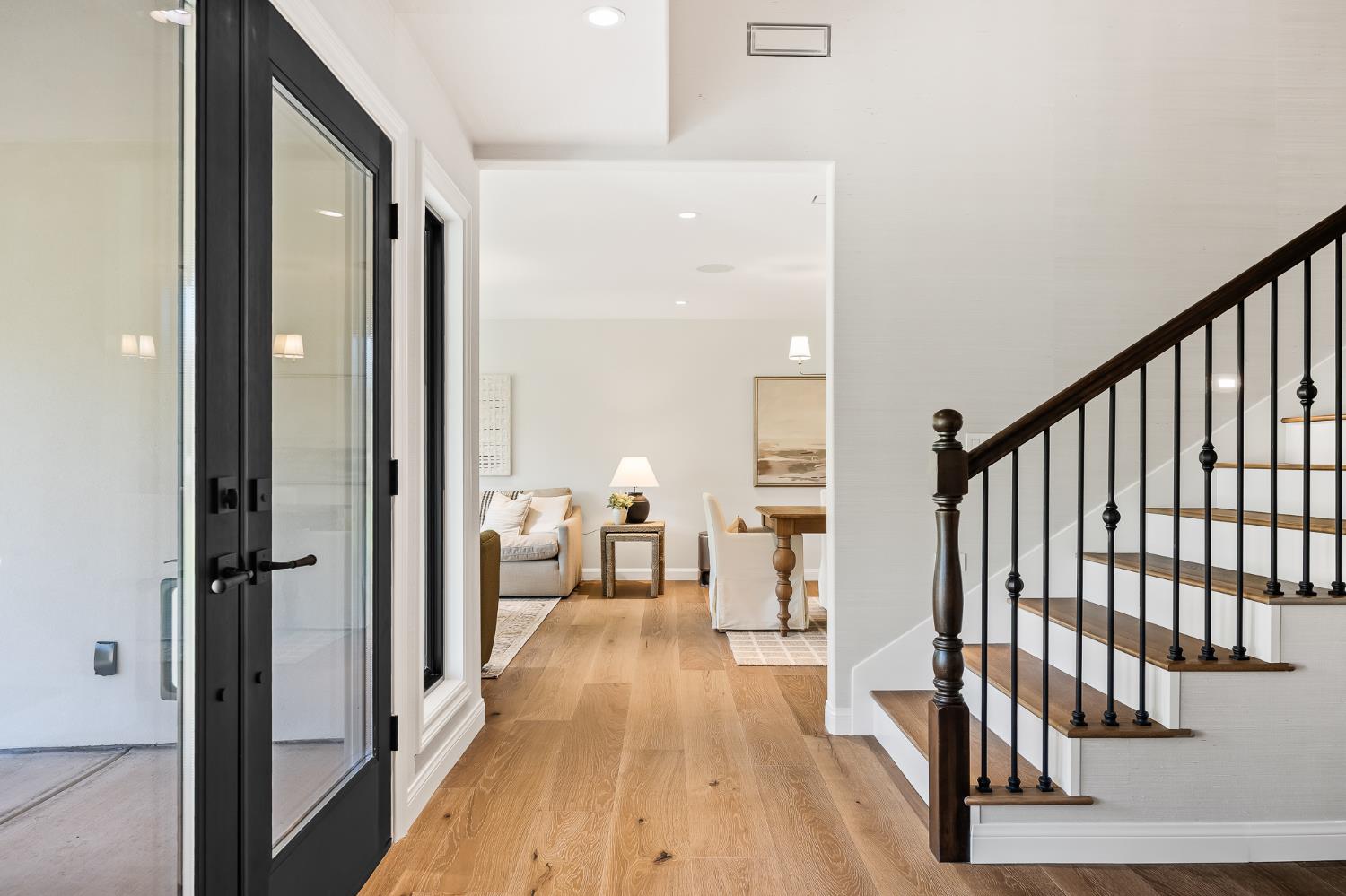 2246 W Palo Alto Ave, Fresno, CA 93711