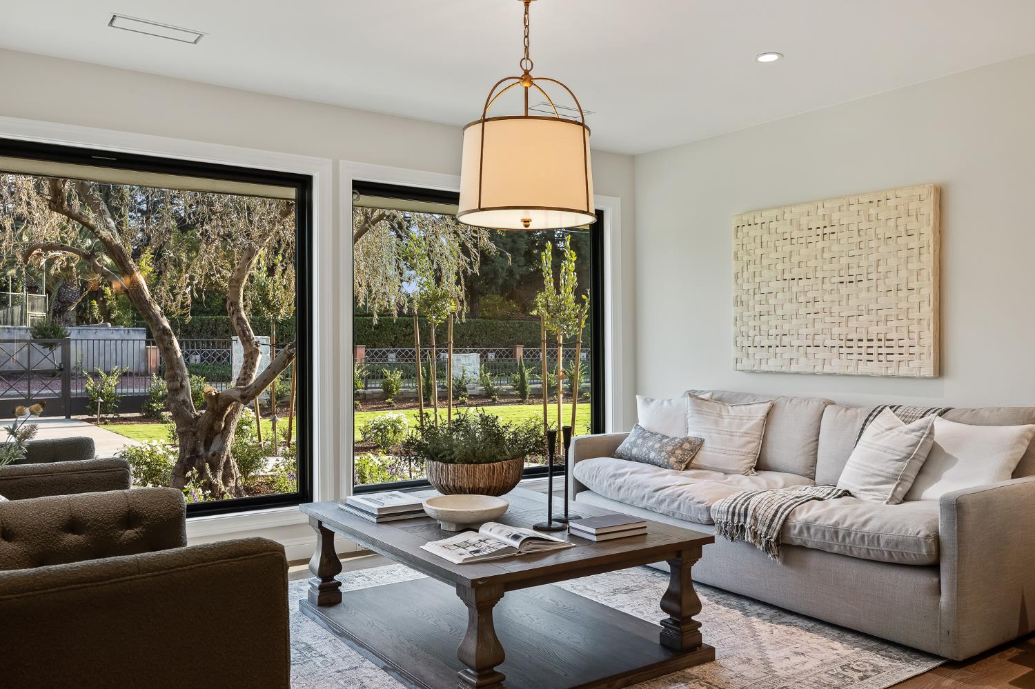 2246 W Palo Alto Ave, Fresno, CA 93711