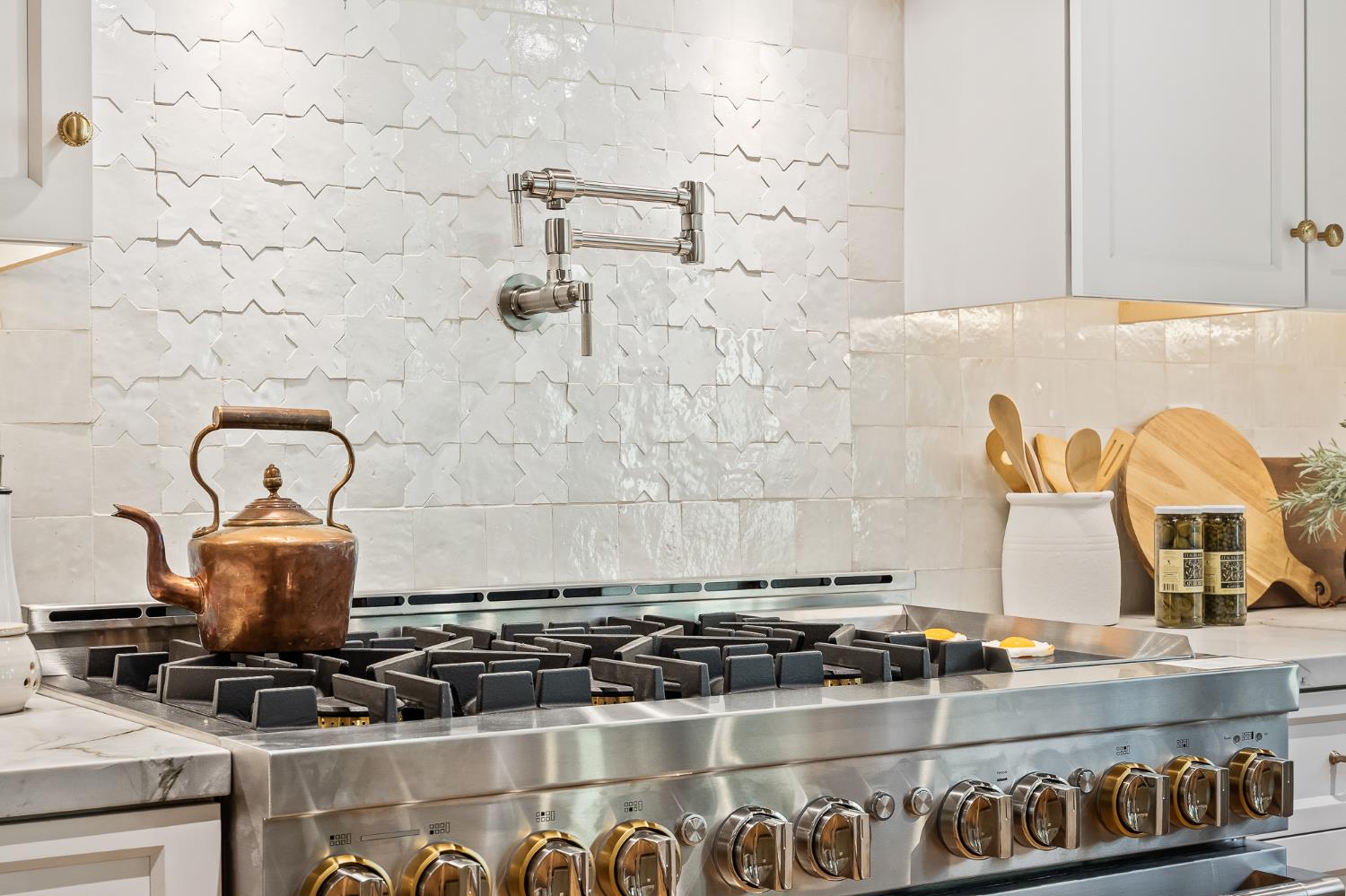 2246 W Palo Alto Ave, Fresno, CA 93711