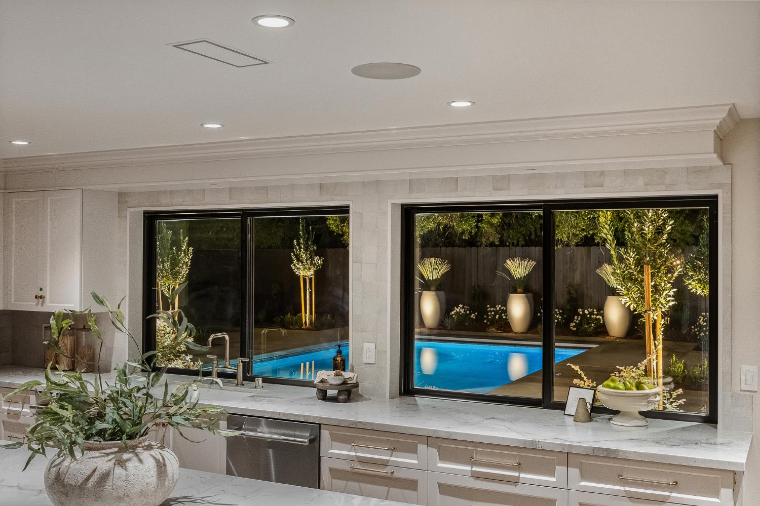 2246 W Palo Alto Ave, Fresno, CA 93711