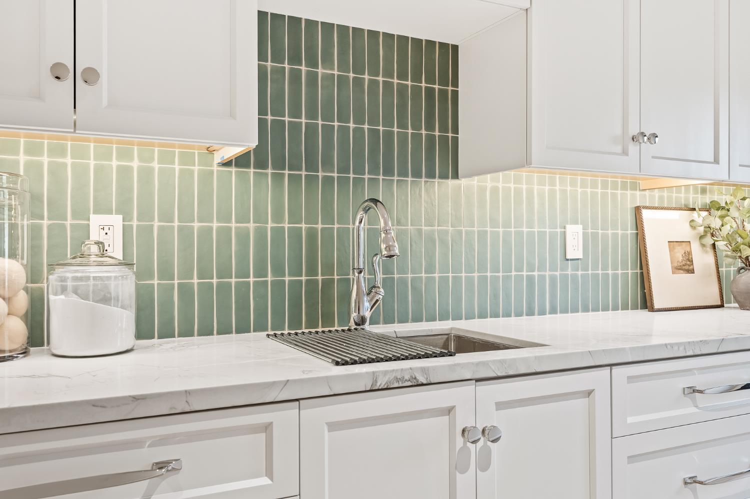 2246 W Palo Alto Ave, Fresno, CA 93711