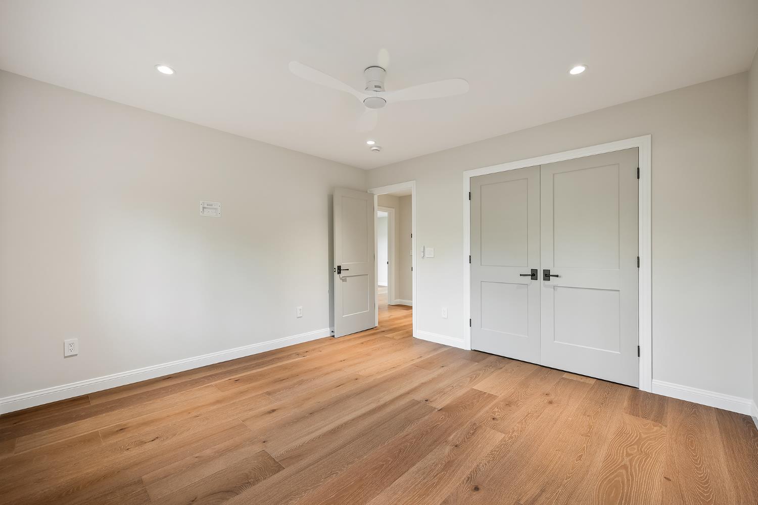 2246 W Palo Alto Ave, Fresno, CA 93711