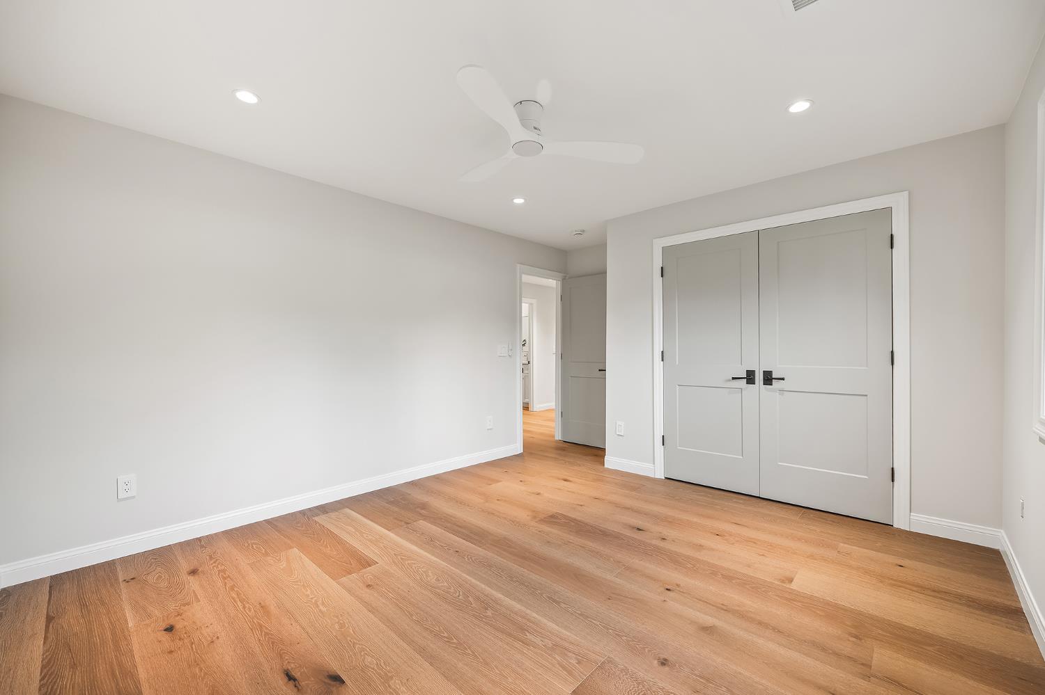 2246 W Palo Alto Ave, Fresno, CA 93711