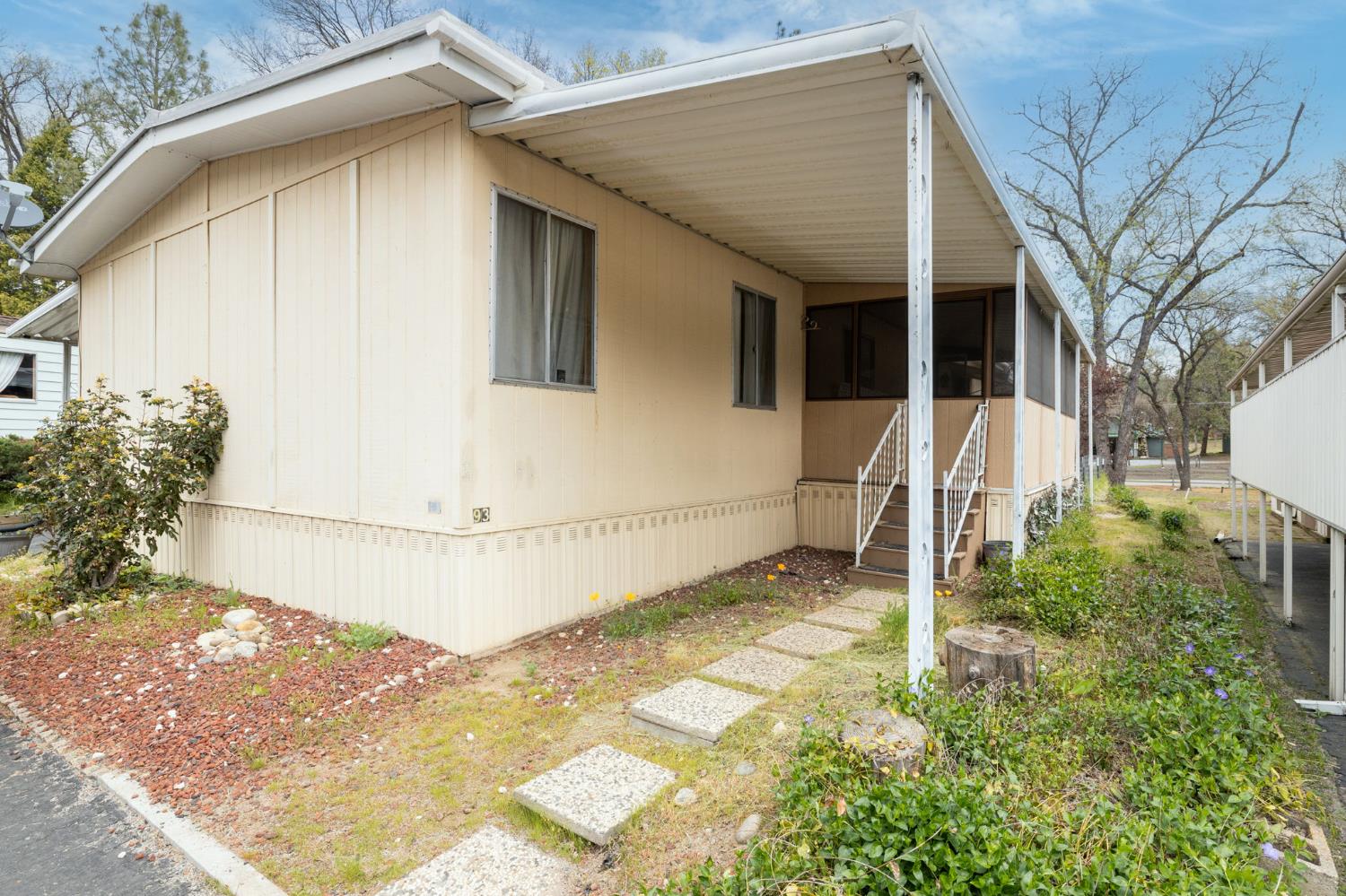 39678 Road 425B #93, Oakhurst, CA 93644