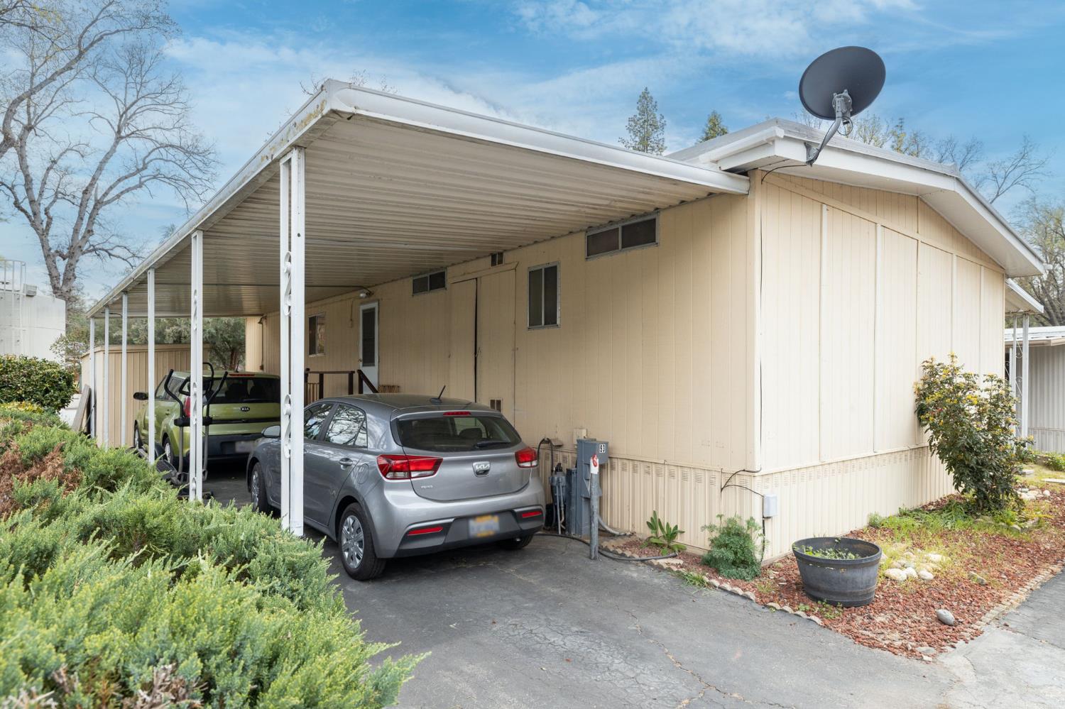 39678 Road 425B #93, Oakhurst, CA 93644