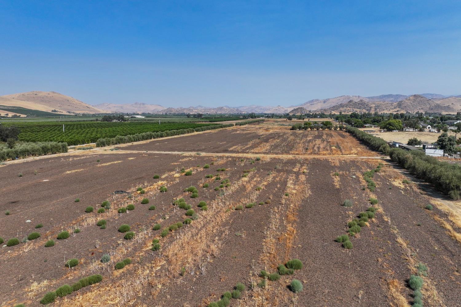 0 0 Naranjo Ave, Woodlake, CA 93286