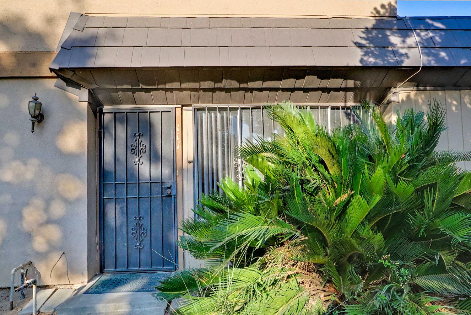 5098 E Ashlan Ave #117, Fresno, CA 93727