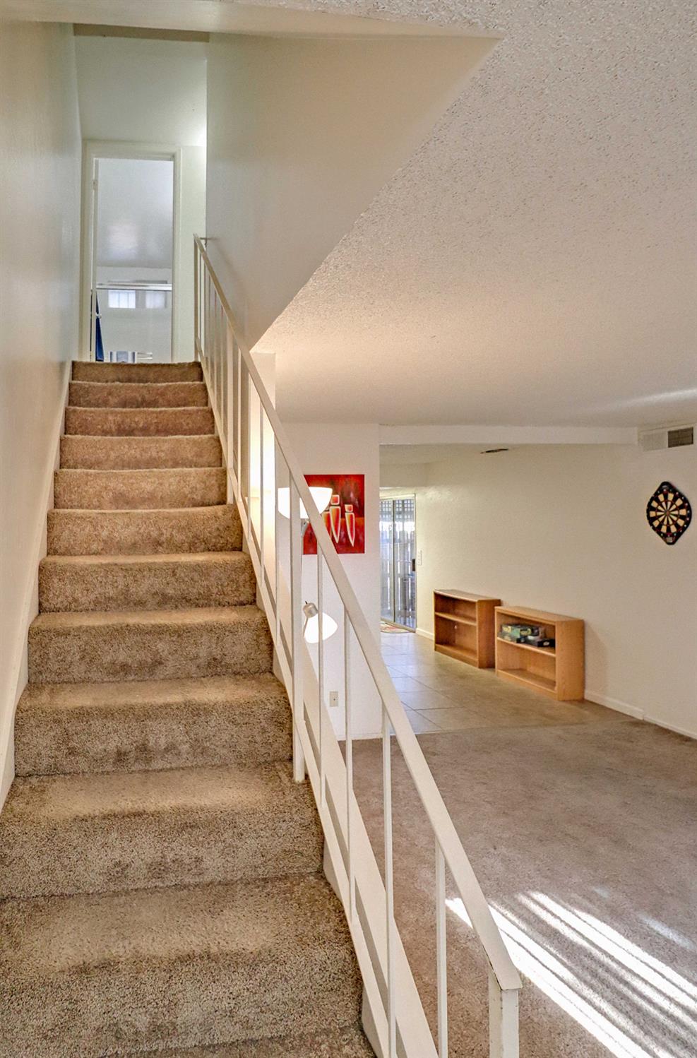 5098 E Ashlan Ave #117, Fresno, CA 93727