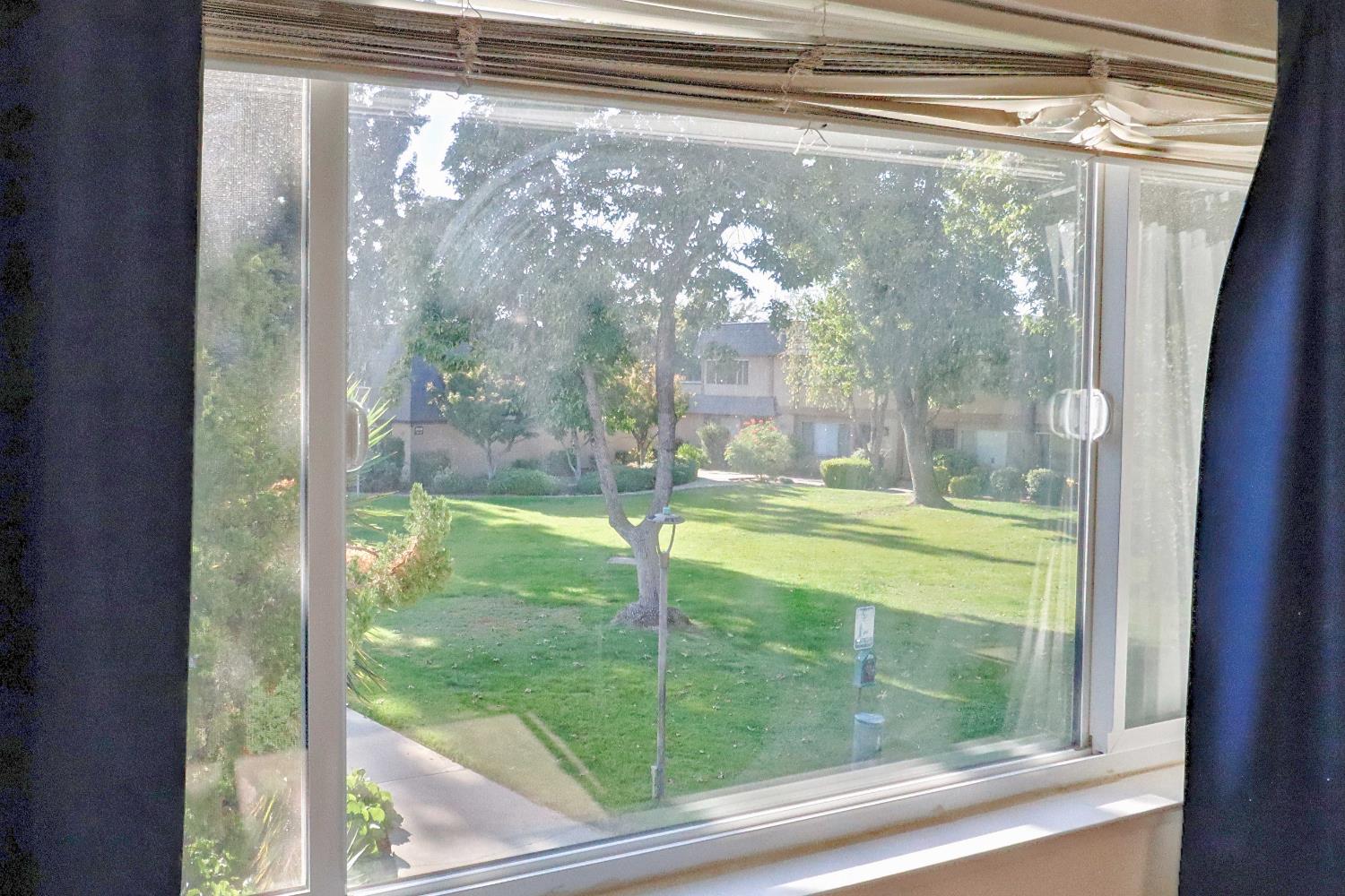 5098 E Ashlan Ave #117, Fresno, CA 93727