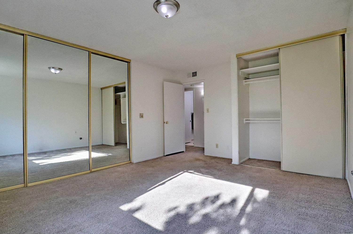 5098 E Ashlan Ave #117, Fresno, CA 93727