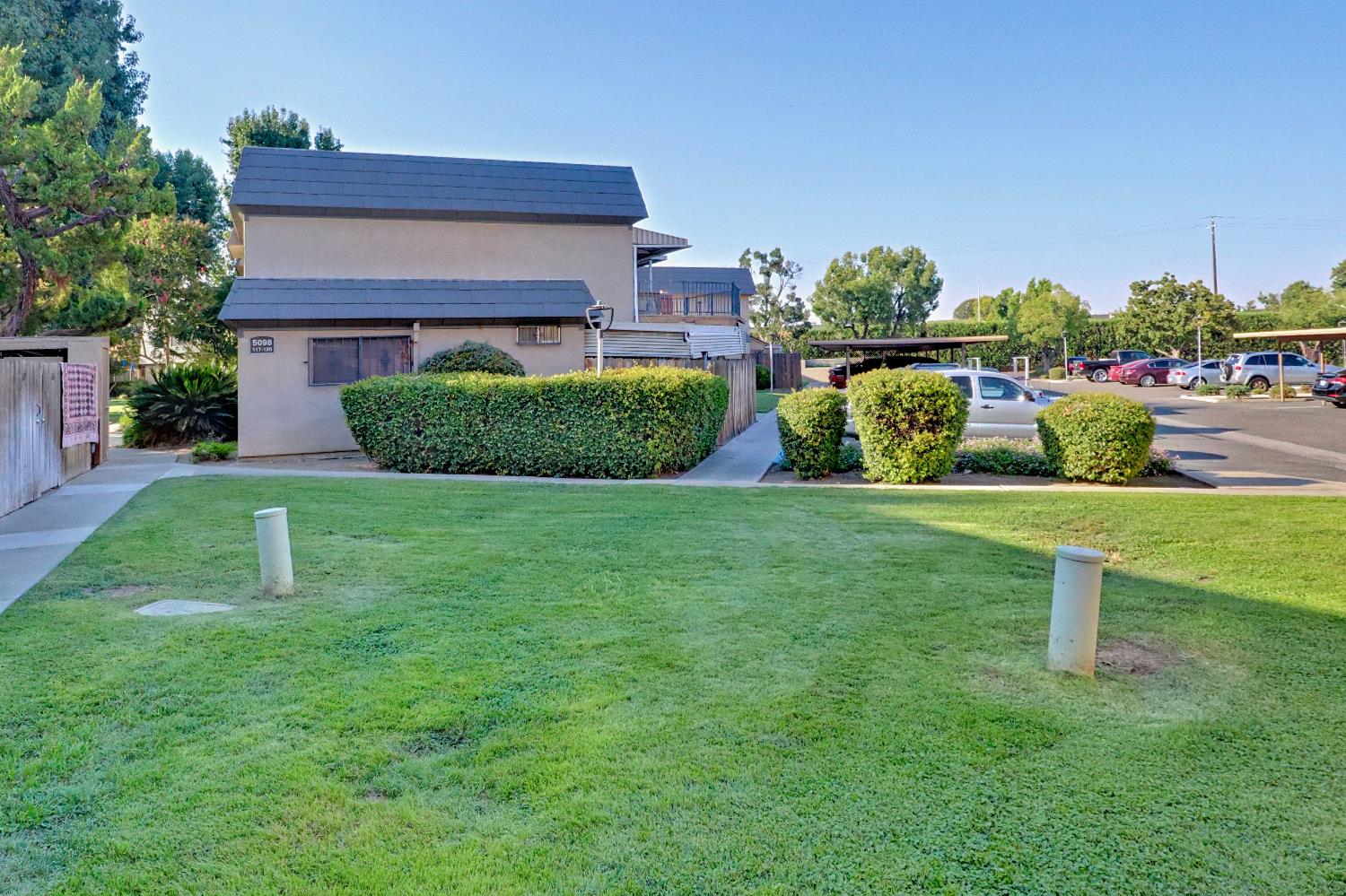 5098 E Ashlan Ave #117, Fresno, CA 93727