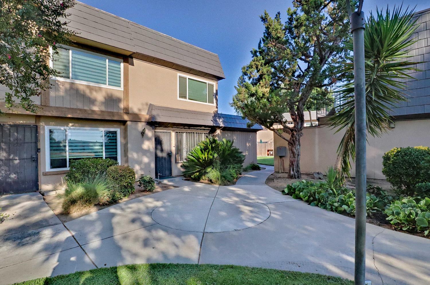 5098 E Ashlan Ave #117, Fresno, CA 93727