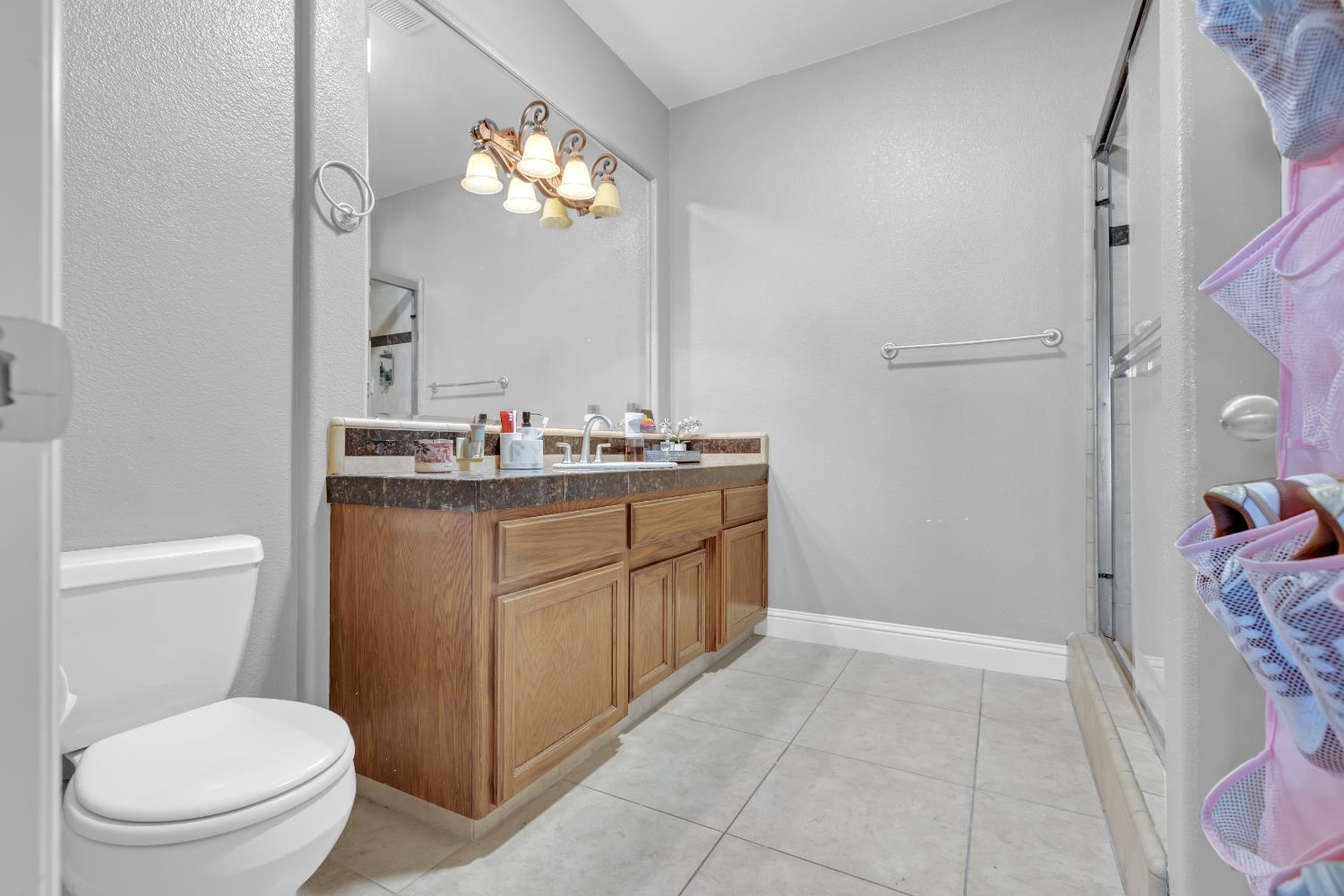 3139 Hampton Dr, Madera, CA 93637