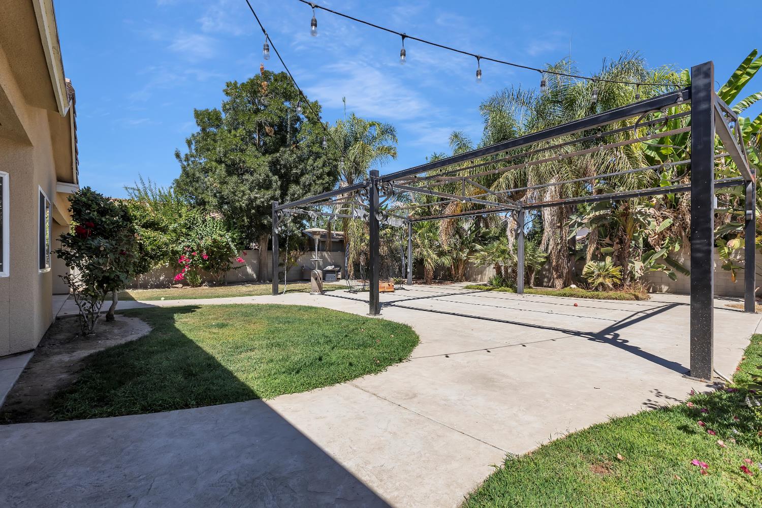 3139 Hampton Dr, Madera, CA 93637