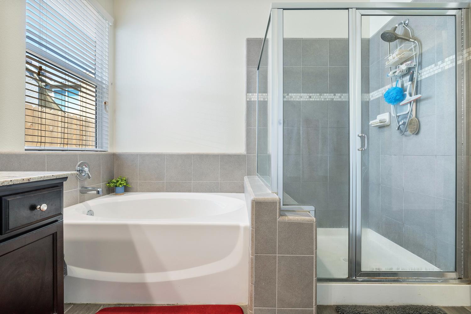 2459 Lombard, Clovis, CA 93619