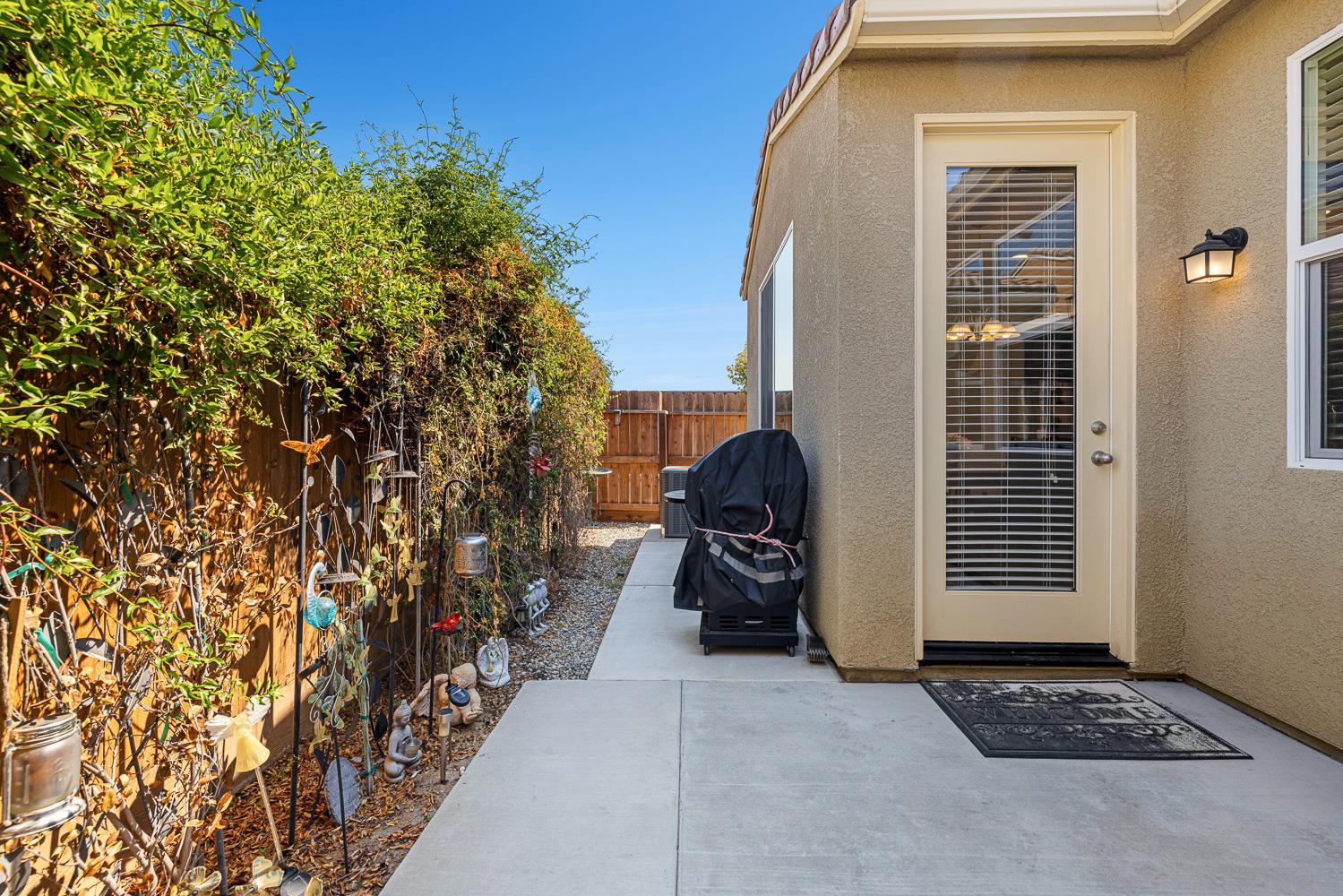 2459 Lombard, Clovis, CA 93619