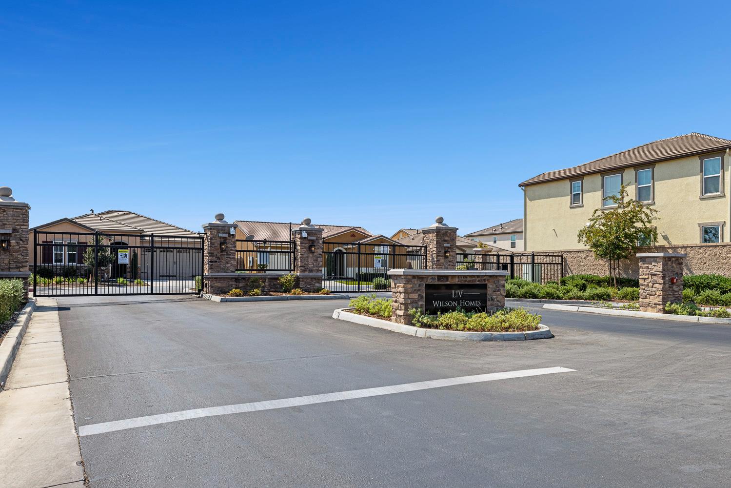 2459 Lombard, Clovis, CA 93619