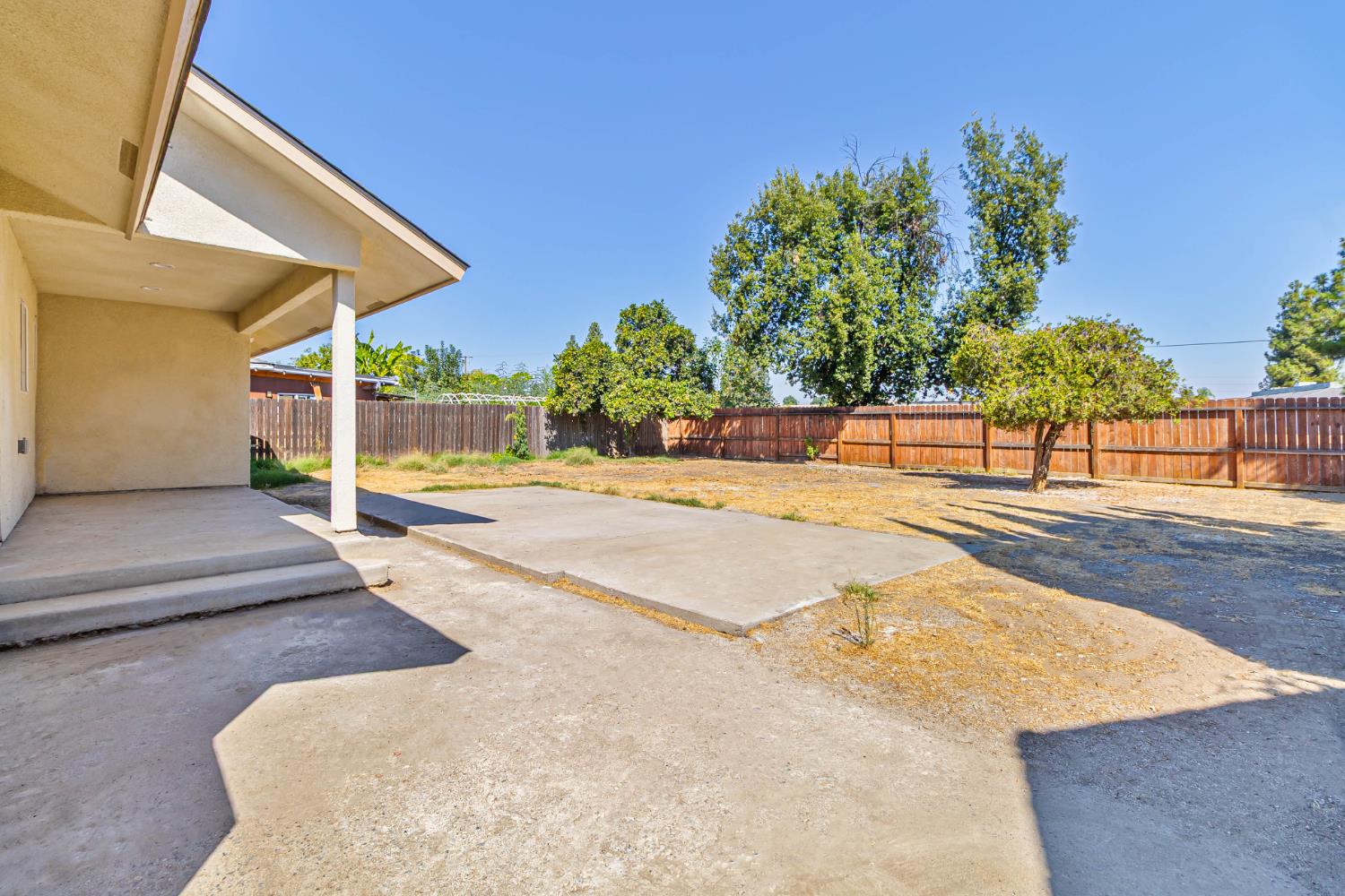 3243 E Simpson Ave, Fresno, CA 93703