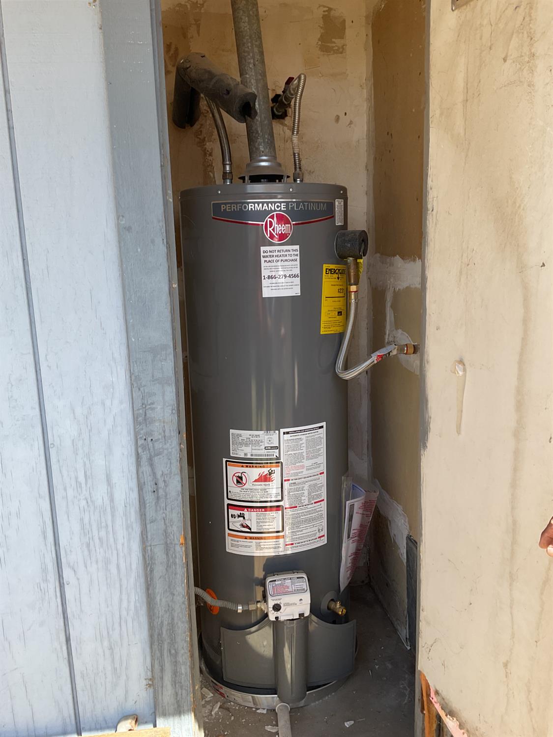 700 S Corcoran Ave, Avenal, CA 93204