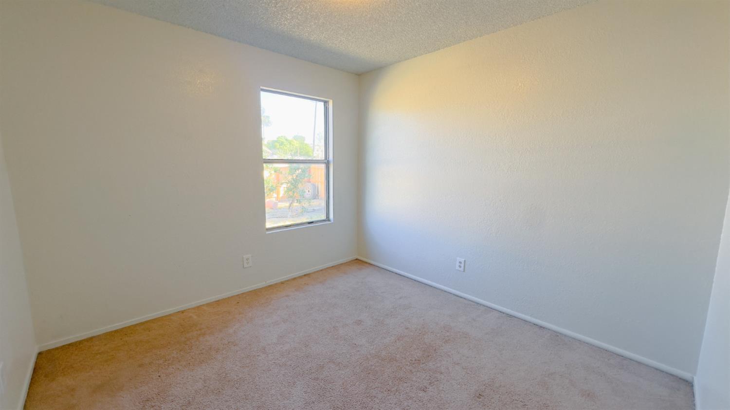 700 S Corcoran Ave, Avenal, CA 93204