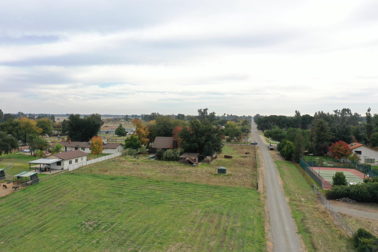 5494 E International Ave, Clovis, CA 93619