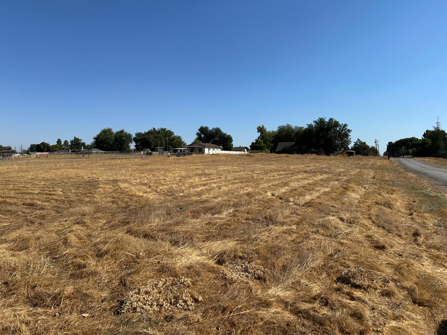 5494 E International Ave, Clovis, CA 93619