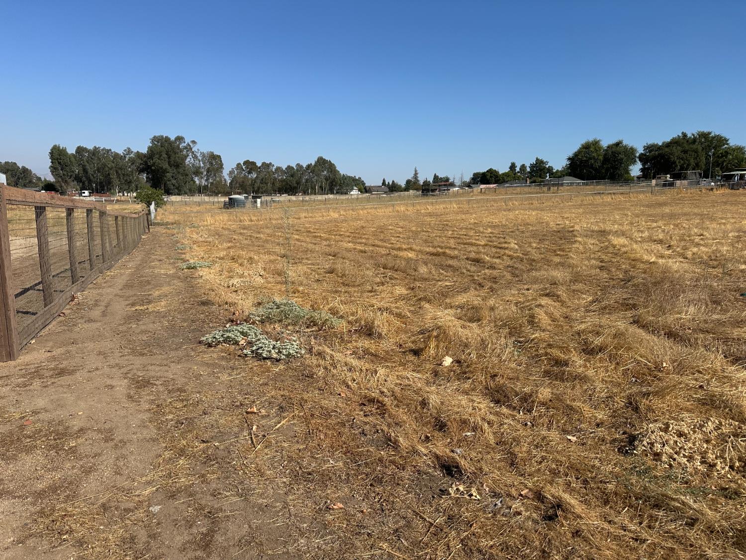 5494 E International Ave, Clovis, CA 93619